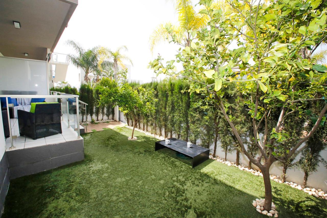 Fantastic Home With Ac, Pool And Bbq Rojales Eksteriør billede