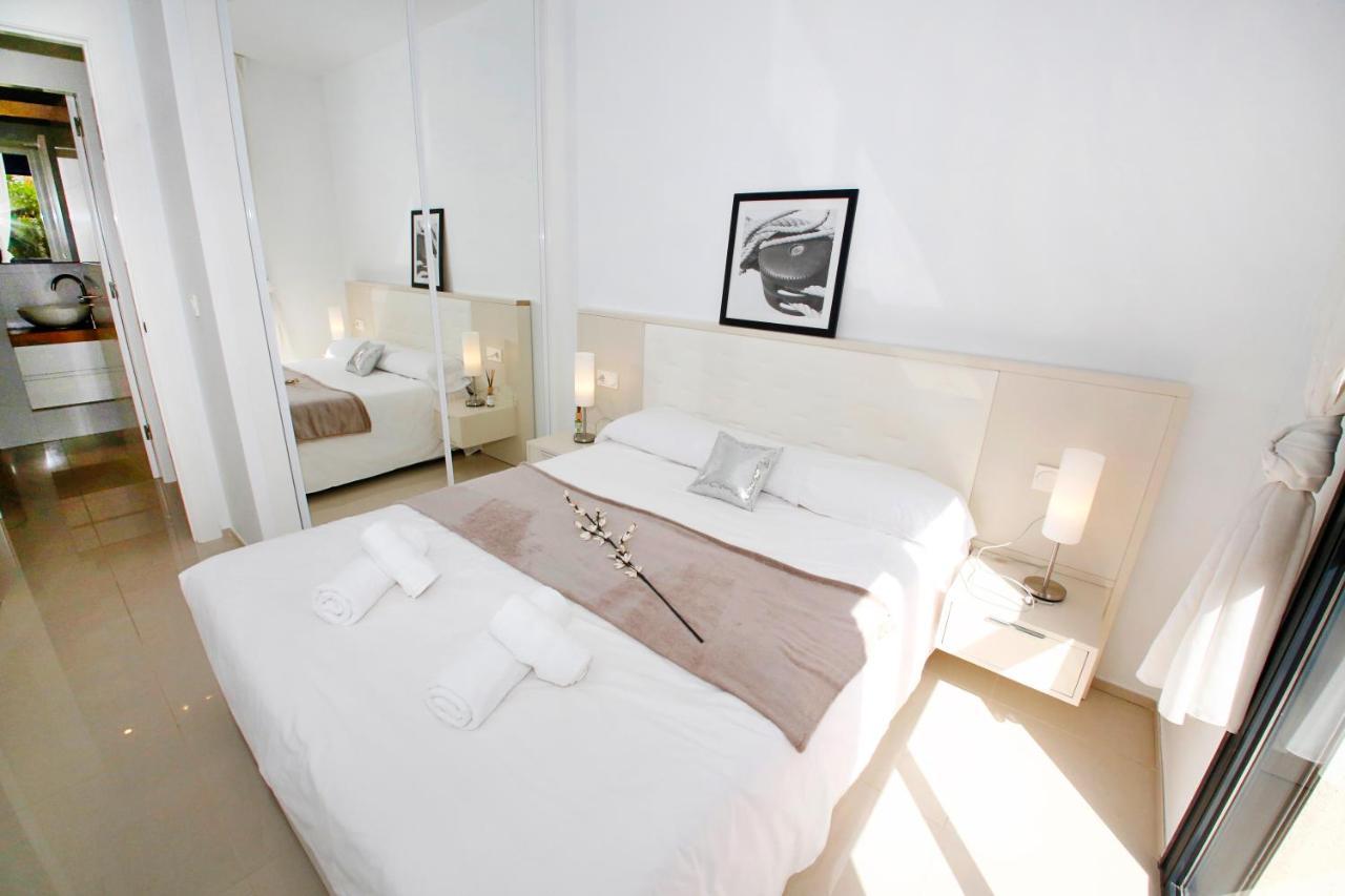 Fantastic Home With Ac, Pool And Bbq Rojales Eksteriør billede